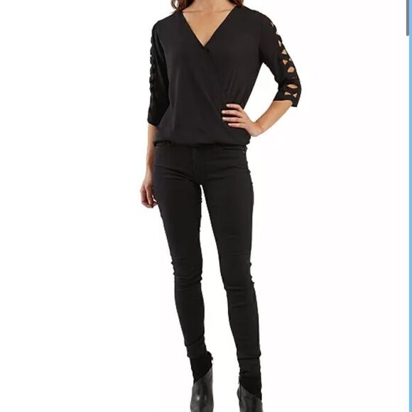 BCX NWT  Lattice-Sleeve Top blush pink size medium - Picture 7 of 8